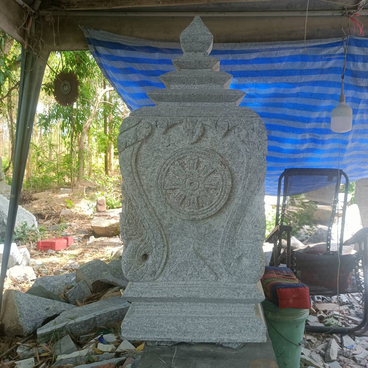 หัวเสาใบเสมา